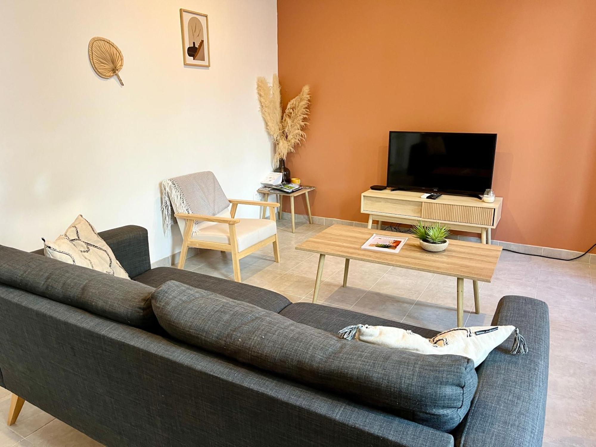 Le Riquet - Parking Et Jardin Prive, Clim, Rdc Castelnaudary Bagian luar foto